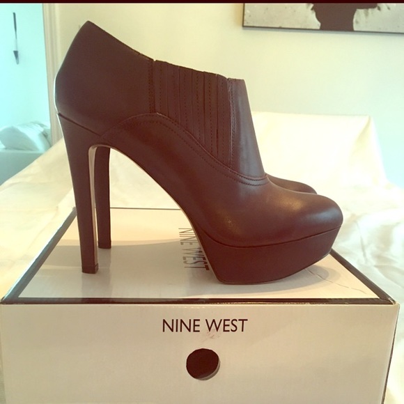 Nine West Shoes - *NEW* Leather stiletto Booties